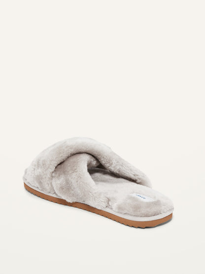 ON Cozy Faux-Fur Cross-Strap Slippers For Women - Cloud Cover
