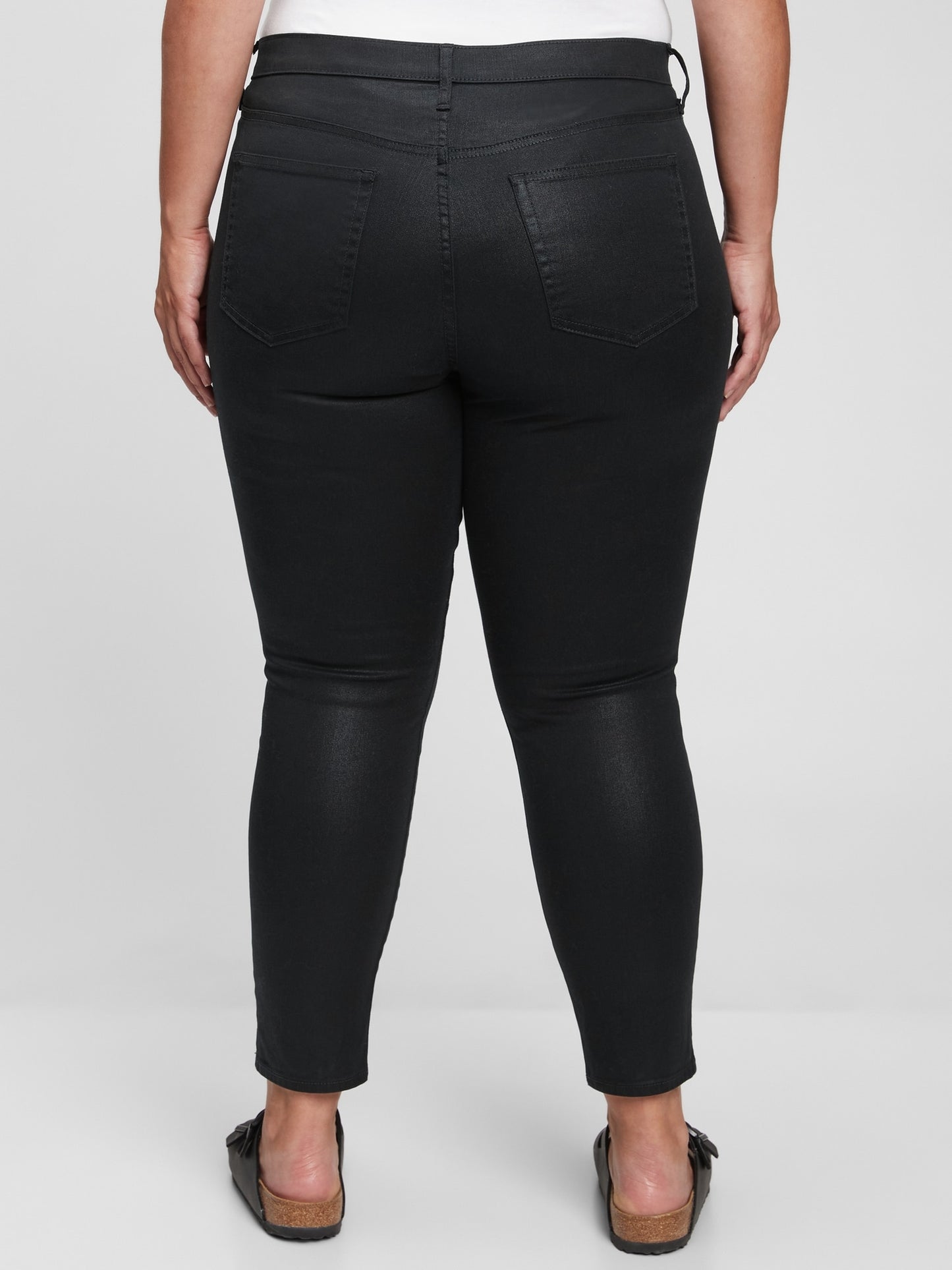 Gap Mid Rise True Skinny Jeans - Black Coated
